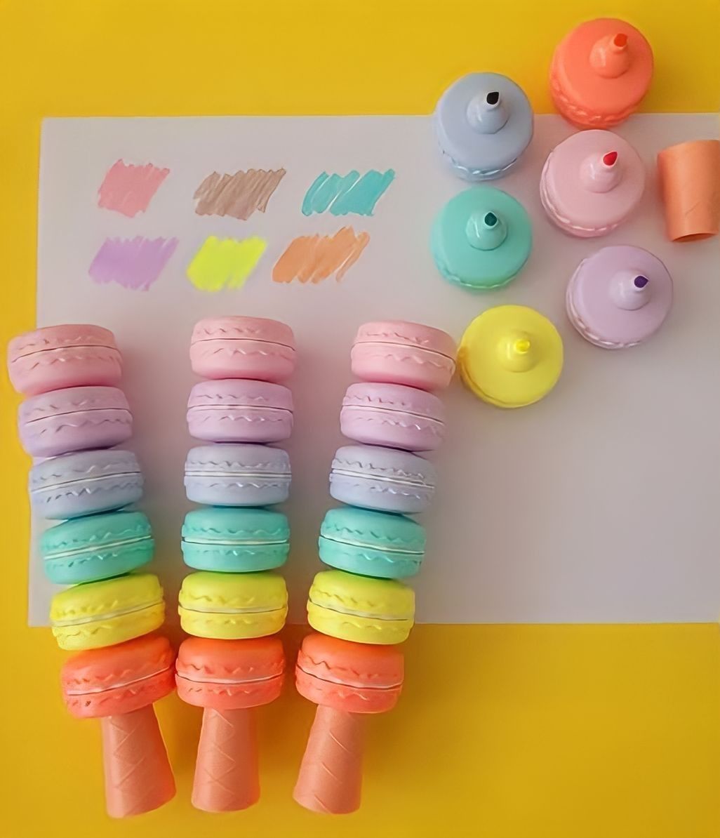 Kawaii Macaron 6 in 1 Highlighter ✨